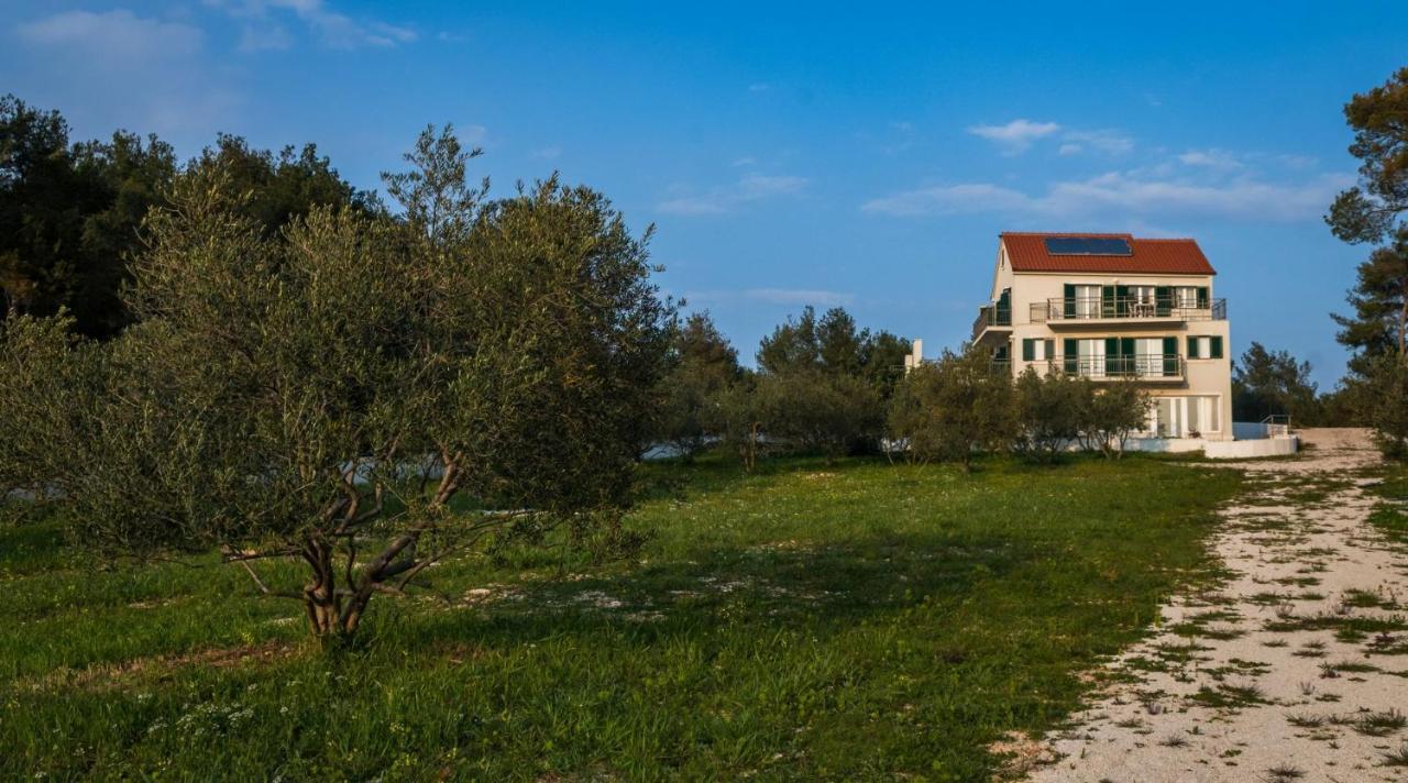 Bijaka Villas&Apartments Milna  Buitenkant foto