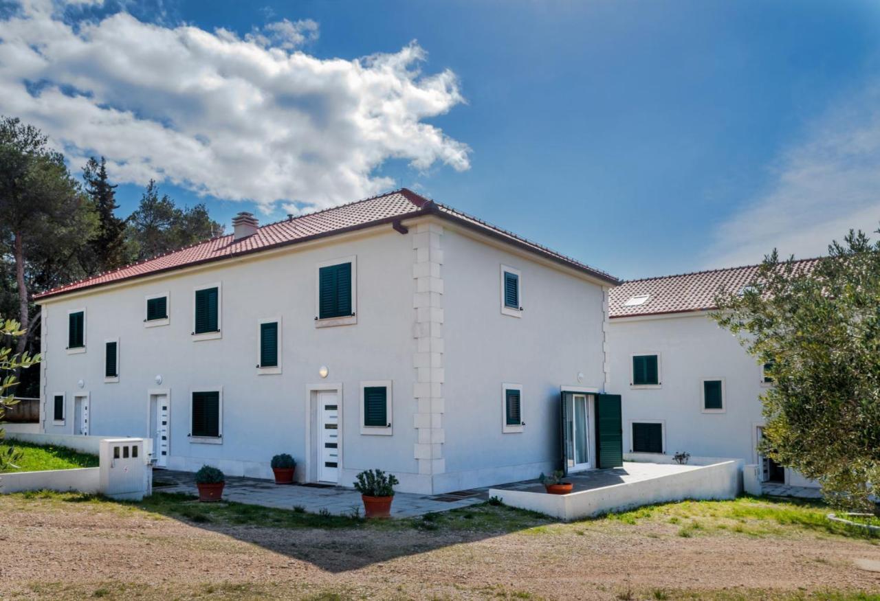 Bijaka Villas&Apartments Milna  Buitenkant foto